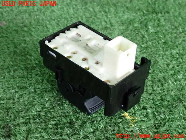 2UPJ-9233956245]プリウス(ZVW30)左前パワーウィンドウスイッチ 中古_2