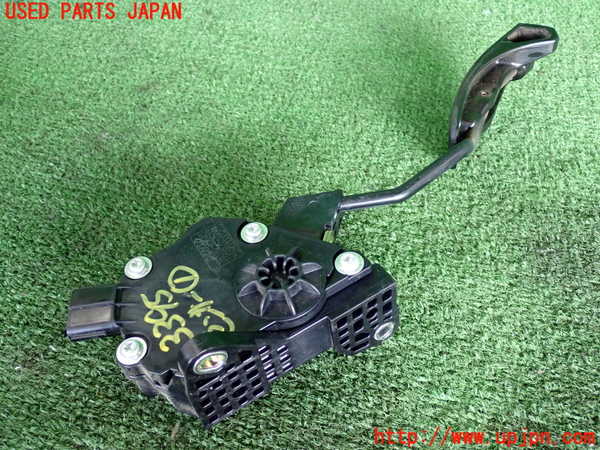 2UPJ-9233956381]プリウス(ZVW30)センサー1(アクセルペダル) 中古_2