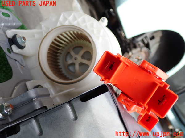 2UPJ-9233956911]プリウス(ZVW30)ハイブリッドバッテリー1 中古_4