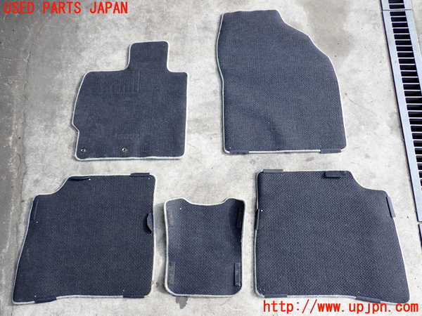 2UPJ-9233957800]プリウス(ZVW30)フロアマット 中古_2