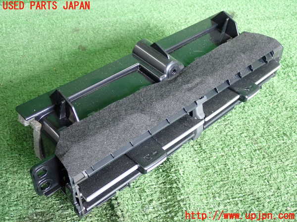 2UPJ-9233957528]プリウス(ZVW30)エアコン吹き出し口3 中古_2