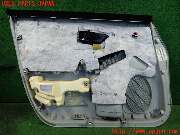 2UPJ-9233951234]プリウス(ZVW30)右前ドア内張り 中古_4