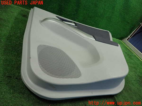 2UPJ-9233951294]プリウス(ZVW30)右後ドア内張り 中古_3