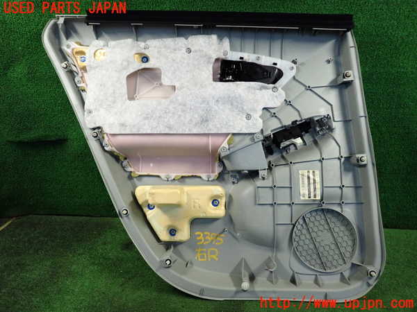 2UPJ-9233951294]プリウス(ZVW30)右後ドア内張り 中古_4