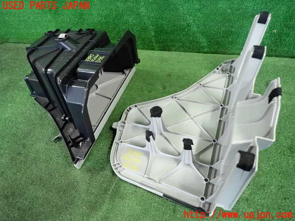 2UPJ-9233957773]プリウス(ZVW30)ラゲッジトレイ3 中古_3