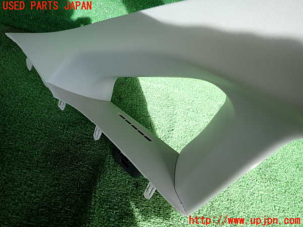 2UPJ-9233957655]プリウス(ZVW30)右フロントピラートリム 中古_2