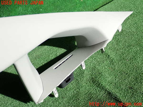 2UPJ-9233957660]プリウス(ZVW30)左フロントピラートリム 中古_2