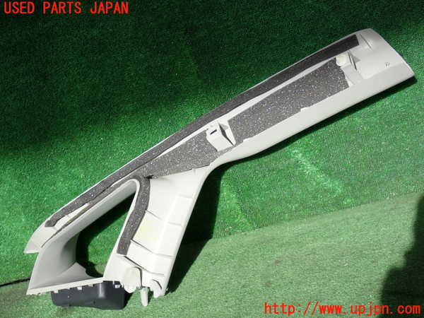 2UPJ-9233957660]プリウス(ZVW30)左フロントピラートリム 中古_3