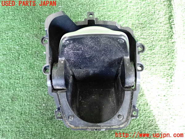 2UPJ-9233957810]プリウス(ZVW30)ドリンクホルダー 中古_2