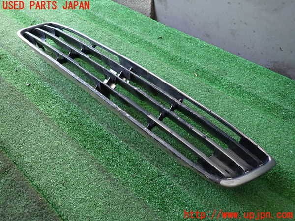 2UPJ-9233961050]ステージア(WGC34)ラジエターグリル 中古_3