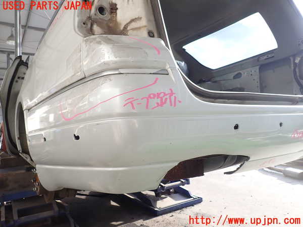 2UPJ-9233961610]ステージア(WGC34)リアバンパー (ジャンク品) 中古_3
