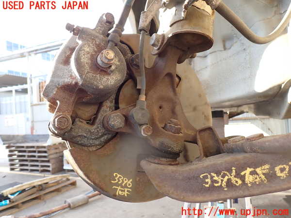 2UPJ-9233964290]ステージア(WGC34)右フロントナックルハブ 中古_2