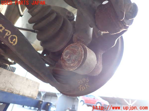 2UPJ-9233964300]ステージア(WGC34)右リアナックルハブ 中古_2