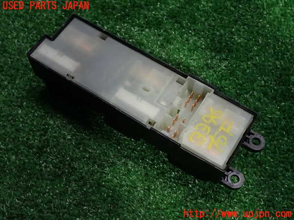 2UPJ-9233966240]ステージア(WGC34)右前パワーウィンドウスイッチ 中古_2
