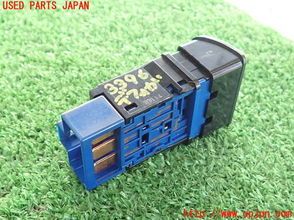 2UPJ-9233966300]ステージア(WGC34)デフォッガースイッチ 中古_2