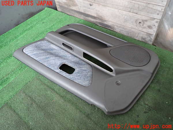2UPJ-9233961234]ステージア(WGC34)右前ドア内張り 中古_3