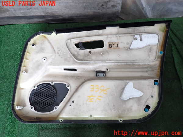 2UPJ-9233961264]ステージア(WGC34)左前ドア内張り 中古_4