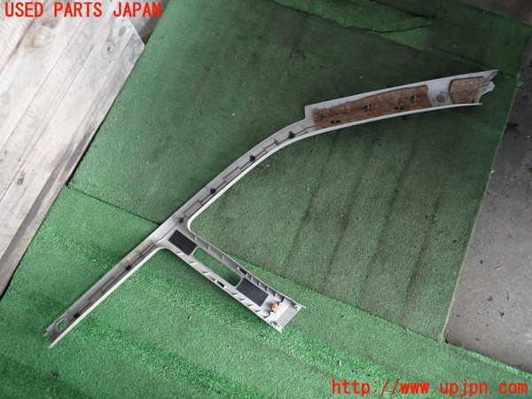 2UPJ-9233967655]ステージア(WGC34)右フロントピラートリム 中古_2