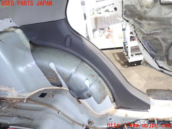2UPJ-9233967680]ステージア(WGC34)左リアピラートリム 中古_3