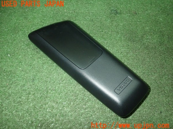 3UPJ=9233970571]ボルボ V70(BB420W)純正 ナビ用 リモコン 中古_3