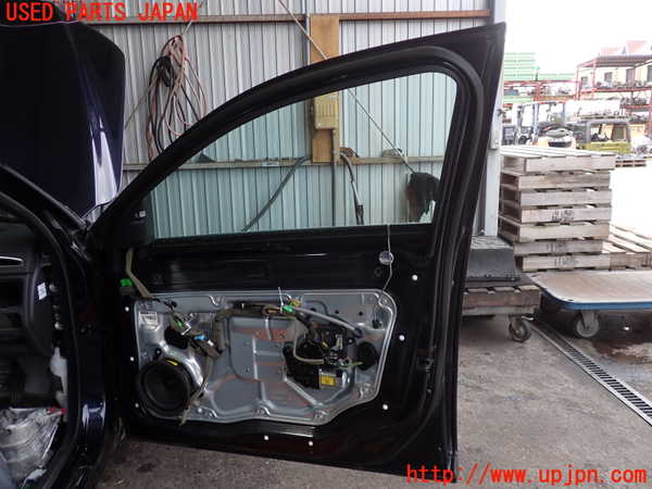 2UPJ-9233971230]ボルボ・V70(BB420W)右前ドア 中古(43R-001026 M251)_4