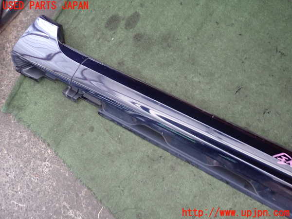 2UPJ-9233971390]ボルボ・V70(BB420W)右サイドステップ 中古_3