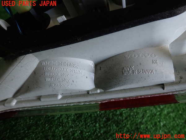 2UPJ-9233971550]ボルボ・V70(BB420W)右リアフィニッシャー 中古_4