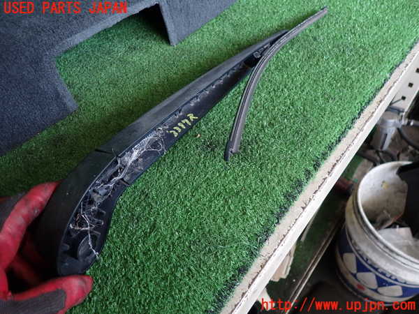 2UPJ-9233971661]ボルボ・V70(BB420W)リアワイパーアーム1 中古_2