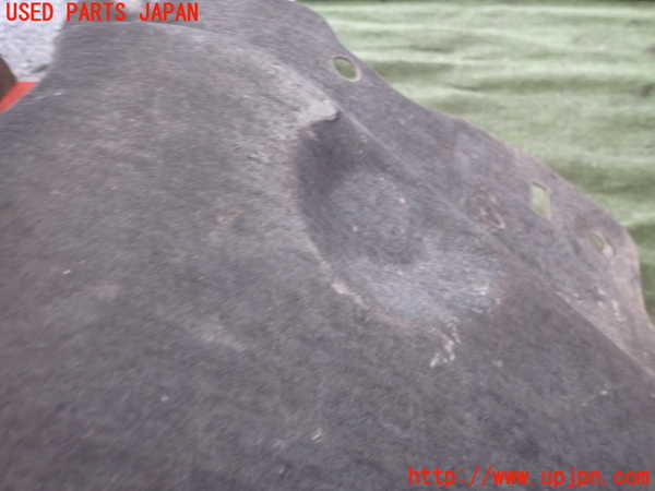 2UPJ-9233972170]ボルボ・V70(BB420W)エンジンアンダーカバー 中古_2