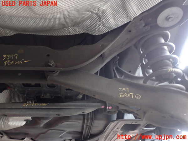 2UPJ-9233975295]ボルボ・V70(BB420W)リアメンバー 中古_2