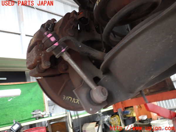 2UPJ-9233975445]ボルボ・V70(BB420W)リアスタビライザー 中古_3