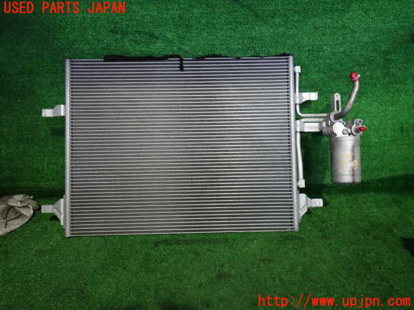 2UPJ-9233976031]ボルボ・V70(BB420W)エアコンコンデンサー1 中古_3