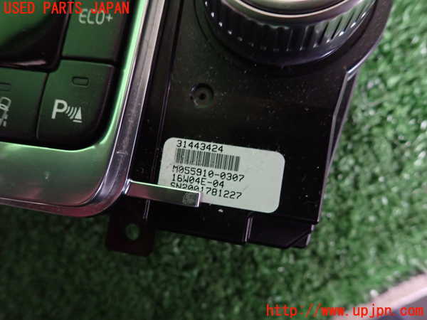 2UPJ-9233976066]ボルボ・V70(BB420W)エアコンスイッチ1 中古_3