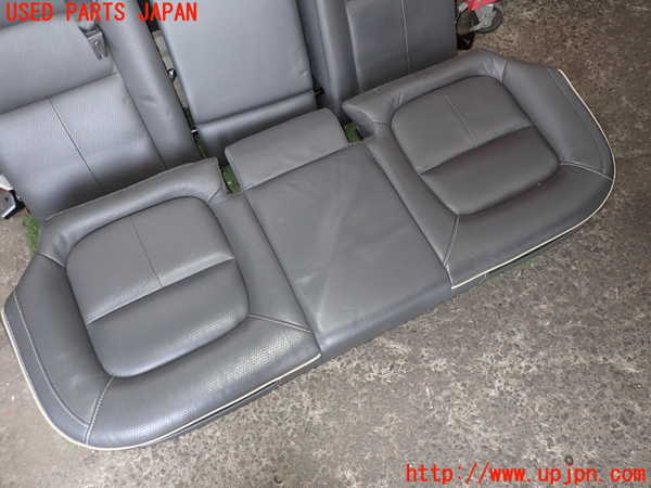 2UPJ-9233977385]ボルボ・V70(BB420W)リアシート 中古_3