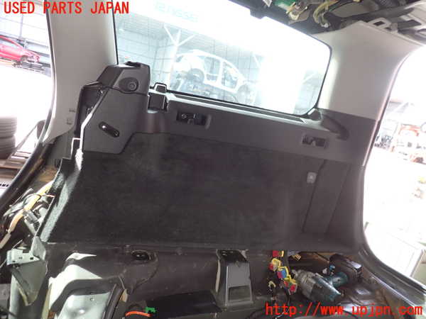 2UPJ-9233977675]ボルボ・V70(BB420W)右リアピラートリム 中古_3