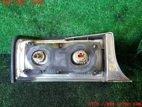 1UPJ-9233981530]センチュリー(GZG50(改))右テールランプ 中古_3