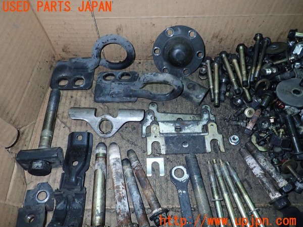 3UPJ=9233990720]ビッグホーン ハンドリングバイロータスSE(UBS73GW)後期 ネジ・ナット・ステー類 セット ジャンク_2