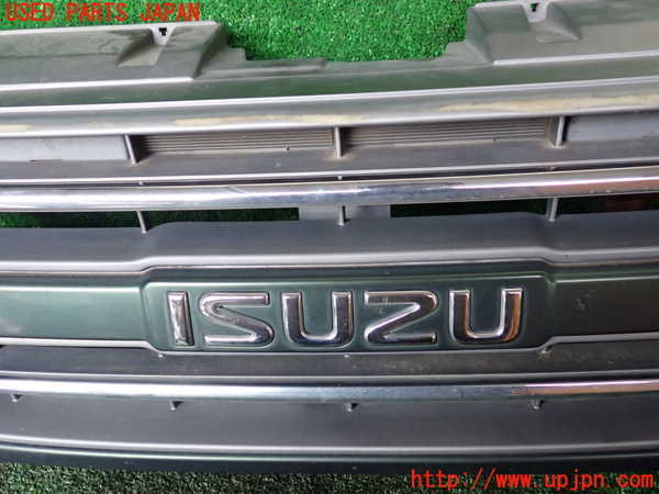 1UPJ-9233991050]ビッグホーン(UBS73GW)ラジエターグリル 中古_3