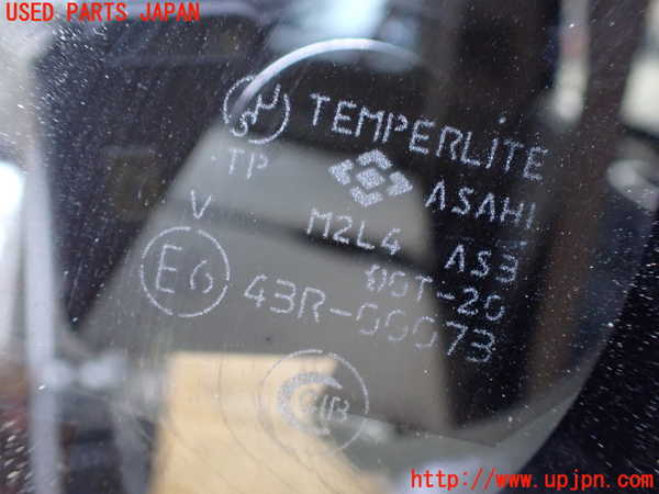 1UPJ-9233991382]ビッグホーン(UBS73GW)左クォーターガラス 中古_3