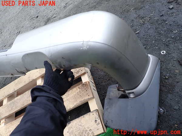 1UPJ-9233991610]ビッグホーン(UBS73GW)リアバンパー 中古_2