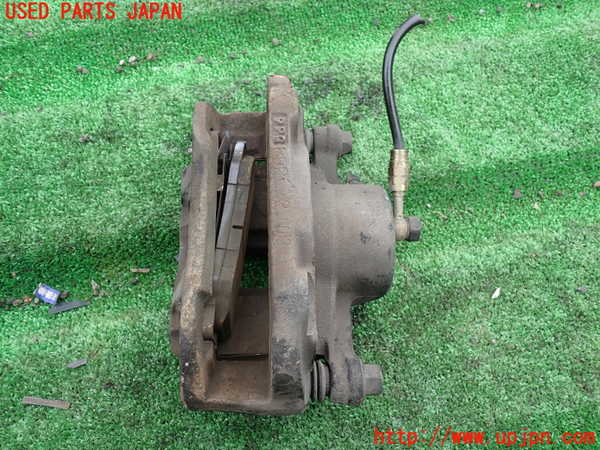 1UPJ-9233994080]ビッグホーン(UBS73GW)右フロントキャリパー 中古_2