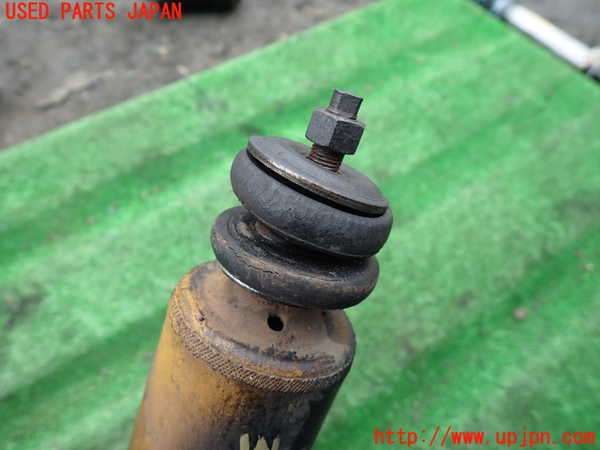 1UPJ-9233995065]ビッグホーン(UBS73GW)左フロントショックアブソーバー 中古_2