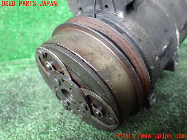 1UPJ-9233996025]ビッグホーン(UBS73GW)エアコンコンプレッサー 中古_3