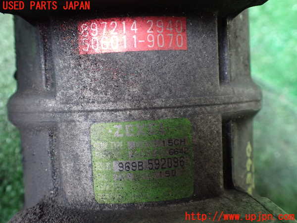 1UPJ-9233996025]ビッグホーン(UBS73GW)エアコンコンプレッサー 中古_4