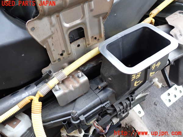 1UPJ-9233996100]ビッグホーン(UBS73GW)ヒーターコア 中古_2