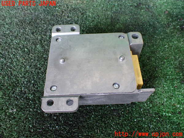 1UPJ-9233996145]ビッグホーン(UBS73GW)エアバッグコンピューター 中古_3