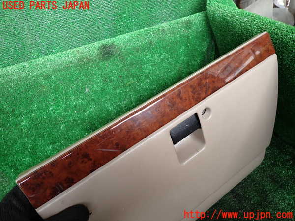 1UPJ-9233997516]ビッグホーン(UBS73GW)グローブボックス1 中古_2