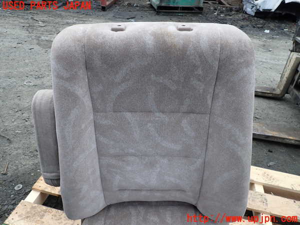 1UPJ-9233997065]ビッグホーン(UBS73GW)助手席シート 中古_2