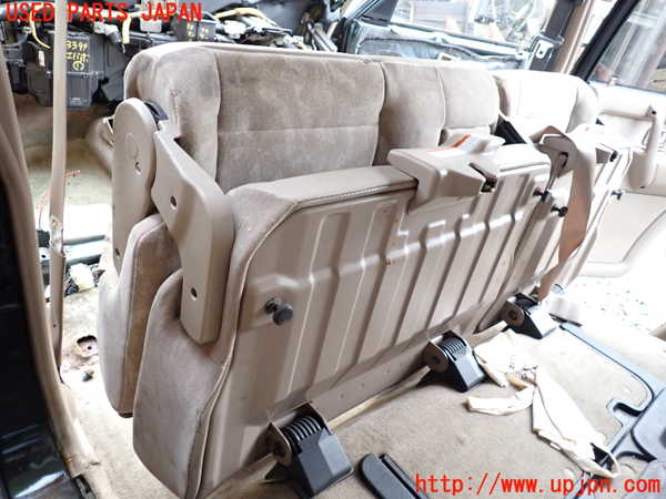 1UPJ-9233997175]ビッグホーン(UBS73GW)左2列目シート 中古_5