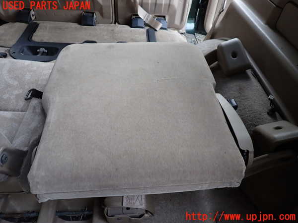 1UPJ-9233997235]ビッグホーン(UBS73GW)右3列目シート 中古_4